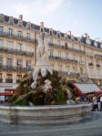 L'oeuf The main square, Place de la Comèdie, in Montpellier, France.